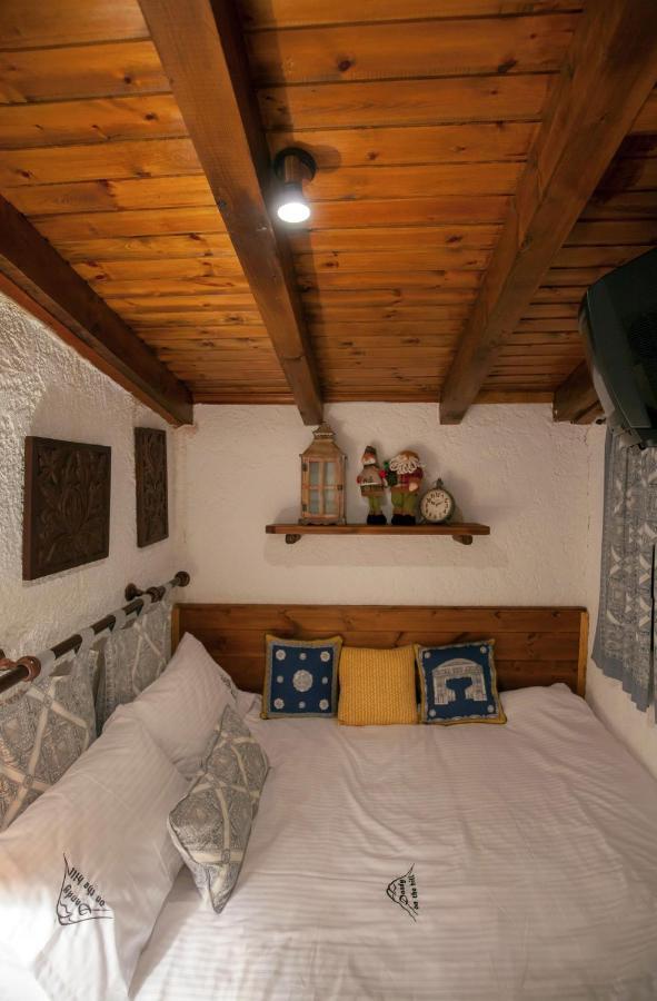 Dandy Villas Agoriani - Chalet Ivoni - Fireplace Eptalofos Luaran gambar