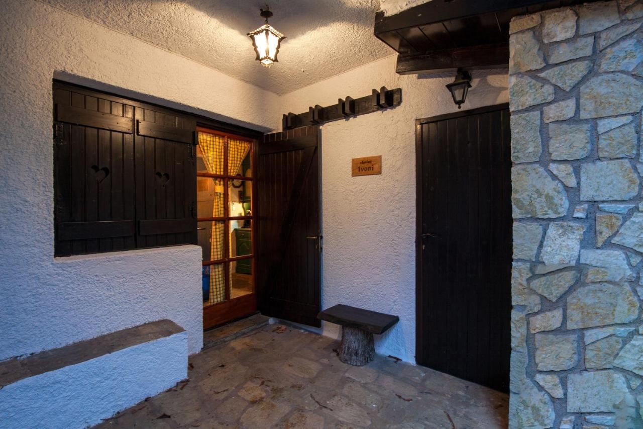 Dandy Villas Agoriani - Chalet Ivoni - Fireplace Eptalofos Luaran gambar